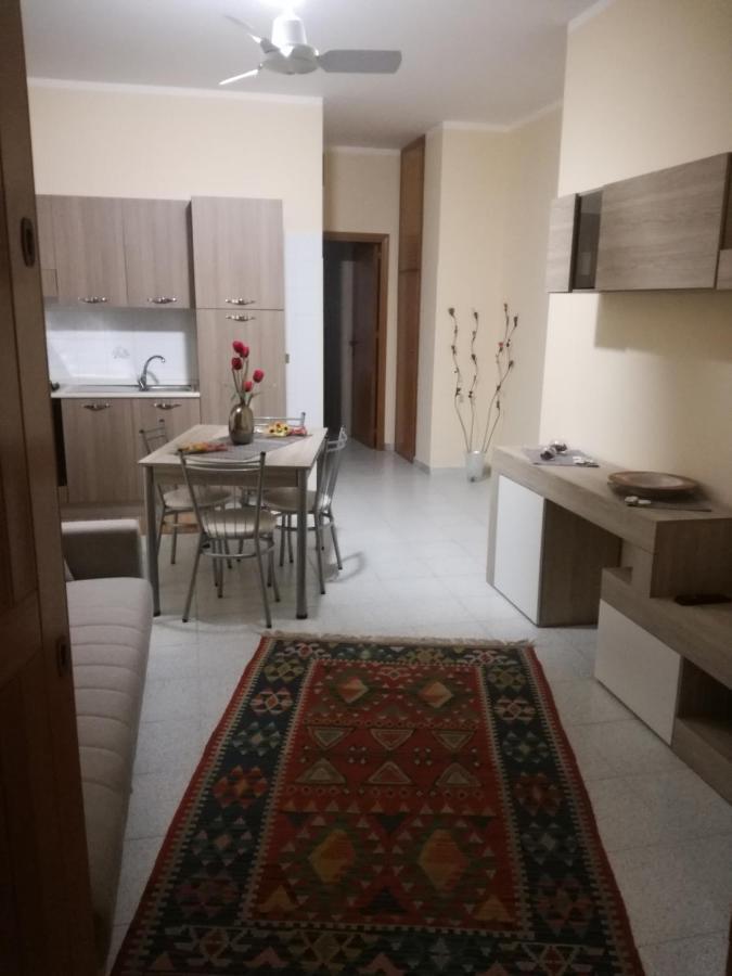 Giusy'S Place 1 Apartman Campofelice Di Roccella Kültér fotó